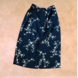 AB Studio Black and Cream Floral Skirt